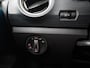 Volkswagen Up! 1.0 BMT cross up! | Camera | Stoelverwarming | Lichtmetalen Velgen | Zondag Open!
