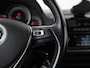 Volkswagen Up! 1.0 BMT cross up! | Camera | Stoelverwarming | Lichtmetalen Velgen | Zondag Open!