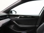Volkswagen Passat Variant 1.5 eHybrid 272 Pk R-Line | Black Style | Stoel/Stuurverwarming | Panoramadak | 360 Camera | Head Up | Memory | Trekhaak | 19 Inch | 155 Km !!