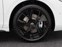 Volkswagen Passat Variant 1.5 eHybrid 272 Pk R-Line | Black Style | Stoel/Stuurverwarming | Panoramadak | 360 Camera | Head Up | Memory | Trekhaak | 19 Inch | 155 Km !!