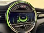 MINI Cooper 3-Deurs 1.5 Chili, 136Pk, 2015, 2de eigenaresse, Panoramadak, LED koplampen, Parkeersensoren, Climate control, Stoelverwarming, Cruise control,