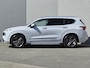 Hyundai Santa Fe 1.6 T-GDI PHEV Premium Plus Sky 7p. / SOH 100% / All season banden / Trekgewicht 1.350 kg / Glazen schuif- en kanteldak / Stuur- Stoel & Achterbank verwarming / Stoelventilatie / Rondomzicht camera / Elektrische achterklep / Adaptief cruise control /