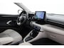 Toyota Yaris 1.5 Hybrid Executive | Panoramadak | Dodehoek detectie | JBL | Apple Carplay / Android Auto | Head-up display | Stoel-/stuurverwarming | Parkeersensoren voor/achter | 17 inch