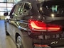 BMW X1 xDrive25e High Executive M-Sport | Panorama | 19” | Leder | HUD | Camera