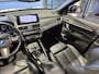 BMW X1 xDrive25e High Executive M-Sport | Panorama | 19” | Leder | HUD | Camera