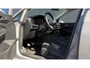 Volkswagen Golf 1.0 110pk TSI Life | Voor- en Achter sensoren | Adaptive Cruise | Elektrisch Panoramadak | Carplay | Keyless start/stop |