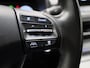 Hyundai Kona Electric Sky 64kWh | APPLE CARPLAY | ANDROID AUTO | STUURWIELVERWARMING | ACHTERUITRIJCAMERA | STOELVERWARMING | HEAD-UP DISPLAY | CRUISE CONTROL | DAB RADIO | LEDER | ELEKTRISCH VERSTELBARE STOEL | NAIVGATIE |