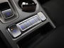 Hyundai Kona Electric Sky 64kWh | APPLE CARPLAY | ANDROID AUTO | STUURWIELVERWARMING | ACHTERUITRIJCAMERA | STOELVERWARMING | HEAD-UP DISPLAY | CRUISE CONTROL | DAB RADIO | LEDER | ELEKTRISCH VERSTELBARE STOEL | NAIVGATIE |