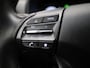 Hyundai Kona Electric Sky 64kWh | APPLE CARPLAY | ANDROID AUTO | STUURWIELVERWARMING | ACHTERUITRIJCAMERA | STOELVERWARMING | HEAD-UP DISPLAY | CRUISE CONTROL | DAB RADIO | LEDER | ELEKTRISCH VERSTELBARE STOEL | NAIVGATIE |