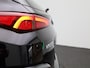Hyundai Kona Electric Sky 64kWh | APPLE CARPLAY | ANDROID AUTO | STUURWIELVERWARMING | ACHTERUITRIJCAMERA | STOELVERWARMING | HEAD-UP DISPLAY | CRUISE CONTROL | DAB RADIO | LEDER | ELEKTRISCH VERSTELBARE STOEL | NAIVGATIE |