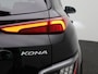 Hyundai Kona Electric Sky 64kWh | APPLE CARPLAY | ANDROID AUTO | STUURWIELVERWARMING | ACHTERUITRIJCAMERA | STOELVERWARMING | HEAD-UP DISPLAY | CRUISE CONTROL | DAB RADIO | LEDER | ELEKTRISCH VERSTELBARE STOEL | NAIVGATIE |
