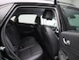 Hyundai Kona Electric Sky 64kWh | APPLE CARPLAY | ANDROID AUTO | STUURWIELVERWARMING | ACHTERUITRIJCAMERA | STOELVERWARMING | HEAD-UP DISPLAY | CRUISE CONTROL | DAB RADIO | LEDER | ELEKTRISCH VERSTELBARE STOEL | NAIVGATIE |