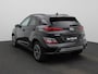 Hyundai Kona Electric Sky 64kWh | APPLE CARPLAY | ANDROID AUTO | STUURWIELVERWARMING | ACHTERUITRIJCAMERA | STOELVERWARMING | HEAD-UP DISPLAY | CRUISE CONTROL | DAB RADIO | LEDER | ELEKTRISCH VERSTELBARE STOEL | NAIVGATIE |