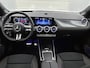 Mercedes-Benz GLA 180 Business Solution AMG | Premium Plus pakket | Nightpakket | Trekhaak | Panoramaschuifdak | DISTRONIC | Burmester Surround Sound systeem | GUARD 360 ° Plus | 19” vijf-dubbelspaaks AMG velgen |
