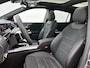 Mercedes-Benz GLA 180 Business Solution AMG | Premium Plus pakket | Nightpakket | Trekhaak | Panoramaschuifdak | DISTRONIC | Burmester Surround Sound systeem | GUARD 360 ° Plus | 19” vijf-dubbelspaaks AMG velgen |