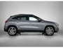 Mercedes-Benz GLA 180 Business Solution AMG | Premium Plus pakket | Nightpakket | Trekhaak | Panoramaschuifdak | DISTRONIC | Burmester Surround Sound systeem | GUARD 360 ° Plus | 19” vijf-dubbelspaaks AMG velgen |