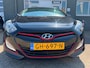 Hyundai i30 1.6 GDI i-Motion Plus van 2de Eig met parkeersensoren / camera en navigatie en bluetooth en trekhaak