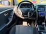 Hyundai i30 1.6 GDI i-Motion Plus van 2de Eig met parkeersensoren / camera en navigatie en bluetooth en trekhaak