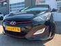Hyundai i30 1.6 GDI i-Motion Plus van 2de Eig met parkeersensoren / camera en navigatie en bluetooth en trekhaak