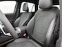 Mercedes-Benz GLC 300e 4MATIC Business Solution AMG | Premium | Winterpakket | Nightpakket | Rijassistentiepakket Plus | Trekhaak | Panoramaschuifdak | Treeplanken in aluminiumlook | 20" multispaaks lichtmetalen AMG velgen |