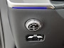 Mercedes-Benz GLC 300e 4MATIC Business Solution AMG | Premium | Winterpakket | Nightpakket | Rijassistentiepakket Plus | Trekhaak | Panoramaschuifdak | Treeplanken in aluminiumlook | 20" multispaaks lichtmetalen AMG velgen |
