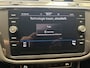 Volkswagen Tiguan Allspace 1.5 TSI HIGHLINE BUSINESS R AUTOMAAT 7 PERSOONS NAVIGATIE ADAPTIVE CRUISE CONTROL PANORAMA SCHUIF/KANTELDAK APPLE CARPLAY/ANDROID RIJSTROOKSENSOREN KEYLESS GO TREKHAAK ZEER MOOI !!