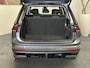 Volkswagen Tiguan Allspace 1.5 TSI HIGHLINE BUSINESS R AUTOMAAT 7 PERSOONS NAVIGATIE ADAPTIVE CRUISE CONTROL PANORAMA SCHUIF/KANTELDAK APPLE CARPLAY/ANDROID RIJSTROOKSENSOREN KEYLESS GO TREKHAAK ZEER MOOI !!