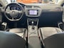 Volkswagen Tiguan Allspace 1.5 TSI HIGHLINE BUSINESS R AUTOMAAT 7 PERSOONS NAVIGATIE ADAPTIVE CRUISE CONTROL PANORAMA SCHUIF/KANTELDAK APPLE CARPLAY/ANDROID RIJSTROOKSENSOREN KEYLESS GO TREKHAAK ZEER MOOI !!
