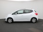 Kia Venga 1.4 CVVT World Cup Edition | Achteruitrijcamera | Panoramadak | Airco | Trekhaak |