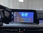 Volkswagen Golf 1.0 eTSI DSG Life Virtual Cockpit Sfeerverlichting Parkeersensoren Navigatie