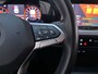Volkswagen Golf 1.0 eTSI DSG Life Virtual Cockpit Sfeerverlichting Parkeersensoren Navigatie