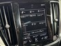 Volvo V60 2.0 T8 Twin Engine AWD Inscription B&W HUD Pano Trekhaak Pilot Assist