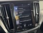 Volvo V60 2.0 T8 Twin Engine AWD Inscription B&W HUD Pano Trekhaak Pilot Assist
