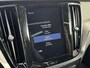 Volvo V60 2.0 T8 Twin Engine AWD Inscription B&W HUD Pano Trekhaak Pilot Assist