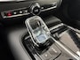 Volvo V60 2.0 T8 Twin Engine AWD Inscription B&W HUD Pano Trekhaak Pilot Assist