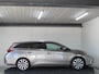 Toyota Auris Touring Sports 1.8 Hybrid Executive Trekhaak Panoramadak