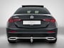 Mercedes-Benz C-klasse 300 e Business Solution Luxury | Winterpakket | Parkeerpakket | Trekhaak | Panoramaschuifdak | Warmtewerend, donkergetint glas | GUARD 360° Plus |