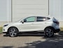 Nissan Qashqai 1.3 DIG-T N-Connecta / Trekhaak / Stoelverwarming / 360 Graden Camera / Apple Carplay & Android Auto / Climate Control / Navigatie /