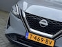 Nissan Qashqai 1.3 MHEV Tekna / Trekhaak 1.400 KG / NL Auto / Voorruitverwarming / Panoramadak / Stoel- & Stuurverwarming / 360 Camera / Elek. Achterklep / HUD /