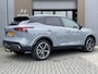 Nissan Qashqai 1.3 MHEV Tekna / Trekhaak 1.400 KG / NL Auto / Voorruitverwarming / Panoramadak / Stoel- & Stuurverwarming / 360 Camera / Elek. Achterklep / HUD /