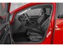 Volkswagen Golf 7.5 1.5 TSI Highline Business R Massage Leder CarPlay 18"