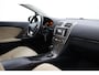 Toyota Avensis 1.8 VVTi Business | Trekhaak | Leder | Navigatie | Cruise Control | Clima | Parkeersensoren achter | Camera | 17 inch | Bluetooth
