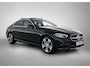 Mercedes-Benz C-klasse 300 e Business Solution Luxury | Winterpakket | Parkeerpakket | Trekhaak | Warmtewerend, donkergetint glas | Panoramaschuifdak | GUARD 360° Plus | 18 inch vijf-dubbelspaaks lichtmetalen velgen |