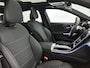 Mercedes-Benz C-klasse 300 e Business Solution Luxury | Winterpakket | Trekhaak | Panoramaschuifdak | Warmtewerend, donkergetint glas | GUARD 360° Plus | 18 inch vijf-dubbelspaaks lichtmetalen velgen |