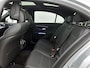 Mercedes-Benz C-klasse 300 e Business Solution Luxury | Winterpakket | Trekhaak | Panoramaschuifdak | Warmtewerend, donkergetint glas | GUARD 360° Plus | 18 inch vijf-dubbelspaaks lichtmetalen velgen |