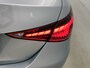 Mercedes-Benz C-klasse 300 e Business Solution Luxury | Winterpakket | Trekhaak | Panoramaschuifdak | Warmtewerend, donkergetint glas | GUARD 360° Plus | 18 inch vijf-dubbelspaaks lichtmetalen velgen |