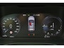Volvo XC40 T5 Recharge Ultimate Bright - Panorama/schuifdak - IntelliSafe Assist - Harman/Kardon audio - Parkeercamera achter - Verwarmde voorstoelen & stuur - Parkeersensoren voor & achter - Elektr. bedienb. voorstoelen met geheugen links - Draadloze tel. lader - Extra getint glas - Inklapbare trekhaak - 19' LMV