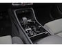 Volvo XC40 T5 Recharge Ultimate Bright - Panorama/schuifdak - IntelliSafe Assist - Harman/Kardon audio - Parkeercamera achter - Verwarmde voorstoelen & stuur - Parkeersensoren voor & achter - Elektr. bedienb. voorstoelen met geheugen links - Draadloze tel. lader - Extra getint glas - Inklapbare trekhaak - 19' LMV