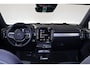 Volvo XC40 T5 Recharge Ultimate Bright - Panorama/schuifdak - IntelliSafe Assist - Harman/Kardon audio - Parkeercamera achter - Verwarmde voorstoelen & stuur - Parkeersensoren voor & achter - Elektr. bedienb. voorstoelen met geheugen links - Draadloze tel. lader - Extra getint glas - Inklapbare trekhaak - 19' LMV