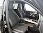 Mercedes-Benz GLB 200 Business Solution AMG 7p. 58 kWh | Premium pakket | Winterpakket | Nightpakket | Trekhaak | Vast panoramadak | 19” vijfspaaks lichtmetalen AMG-velgen | GUARD 360° |